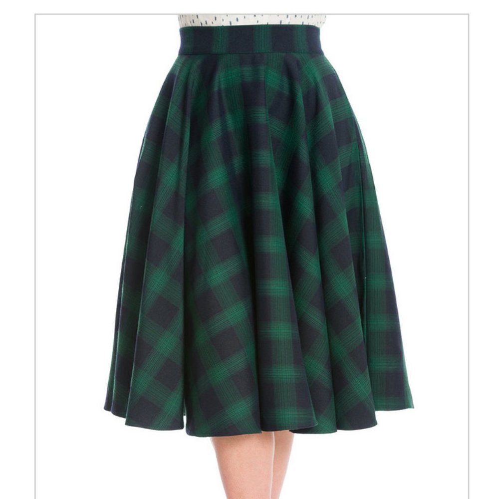 NWT Banned Apparel Sweet Check Swing Skirt in Green Plaid with Pockets